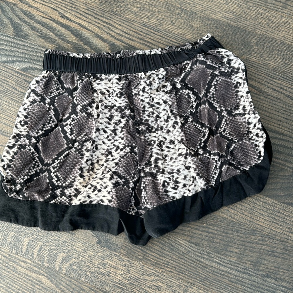 Sandro 100% silk short - 1